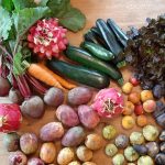 Roh veganer Wocheneinkauf auf dem Bauernmarkt - Happy Healthy Raw & Free