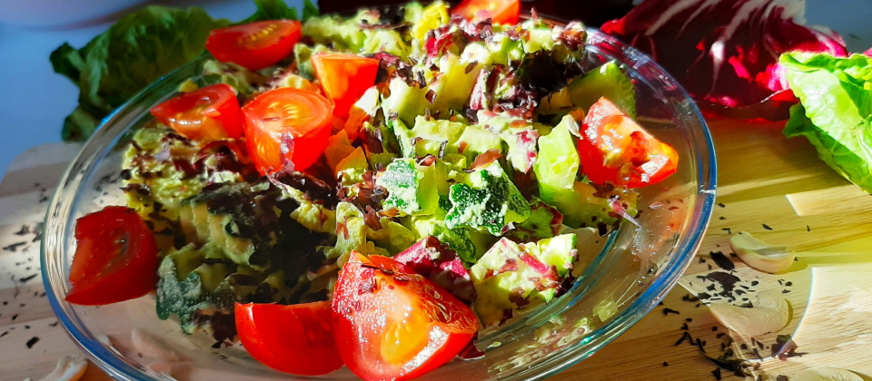 Sommer Salat. Summer Salad. Rohkostrezept. Raw recipe.